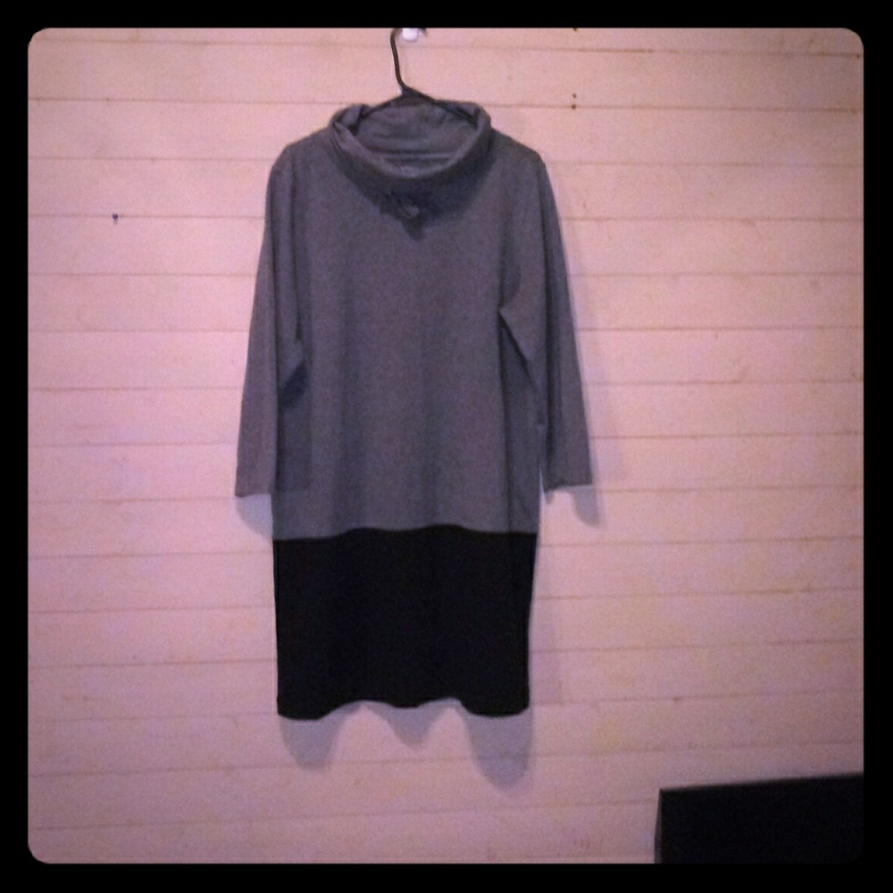 Black and Grey sweatshirt dress